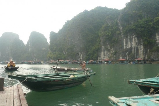 Halong village flottant