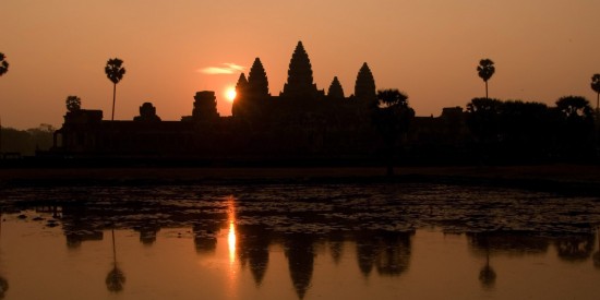 sunrise_at_angkor_wat